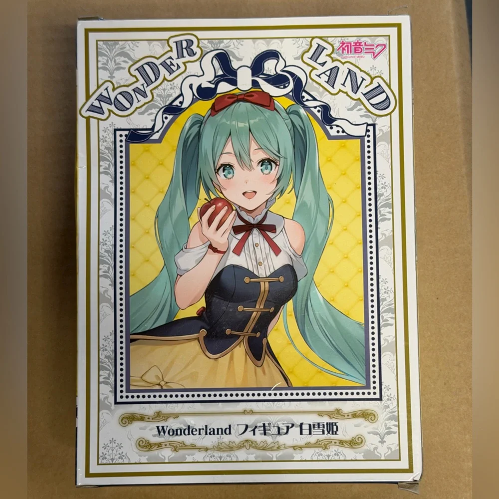 BNIB Wonderland Vocaloid Hatsune Miku Snow White Figure